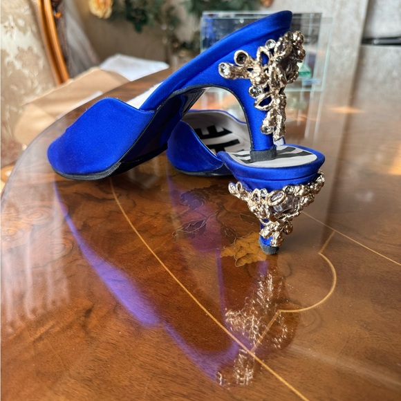 Koche women’s mules shoes Jeweled small heel a 40.0 USA Sz 10.0 - Picture 2 of 16